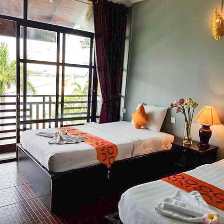 Tonle Khmer Guesthouse And Sky Bar Phnompenh Exteriér fotografie
