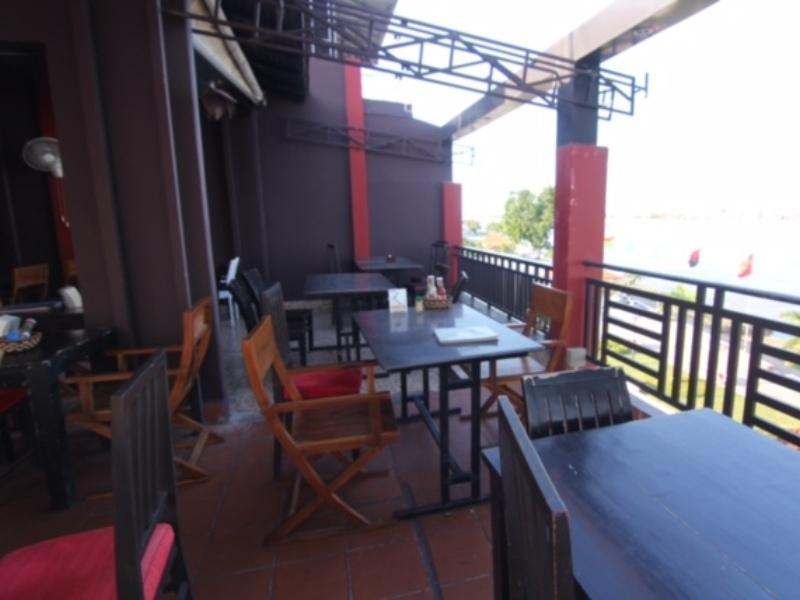 Tonle Khmer Guesthouse And Sky Bar Phnompenh Exteriér fotografie